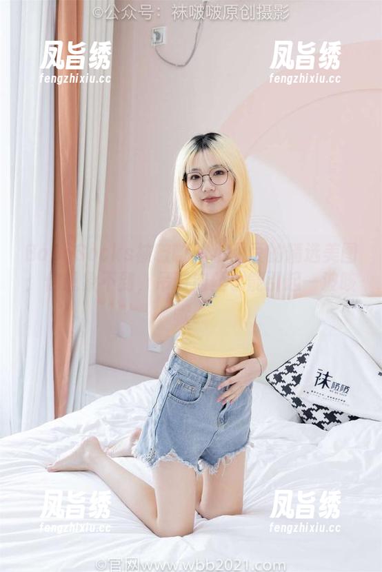 BoBoSocks袜啵啵 - 小甜豆的精选美图：你想象不到，吊带肉丝也能引起一波咳嗽。