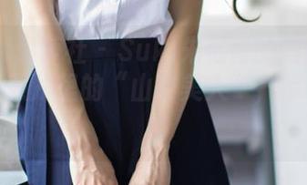 BoLoli菠萝社 - Suki朱忆音的蜀国之旅，高清照片里的“山寨美人”，策马奔腾！