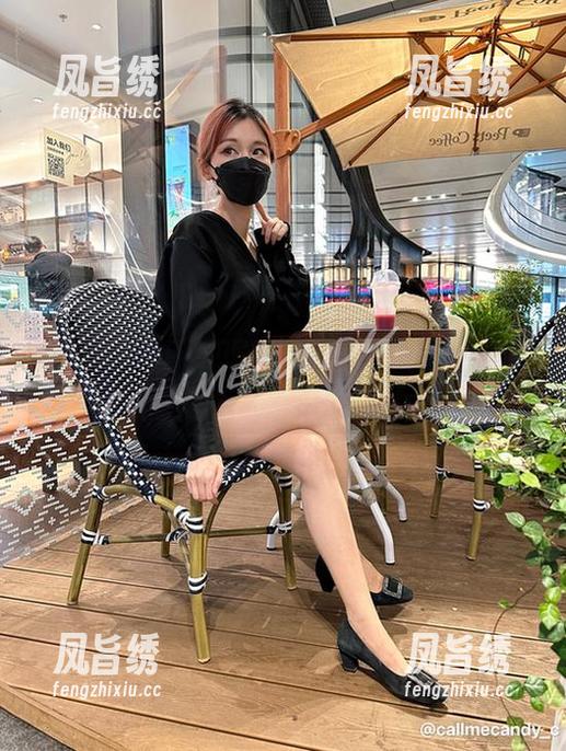 微密圈 - Callmecandy镂空：别问，没事不要随便解谜，但分享个照片给你吧！