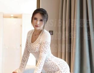 Feilin嗲囡囡 - 历见SiByl李思宁的灰丝写真，分享了一种低调的奢华，哈哈，像极了我早上的咖啡。