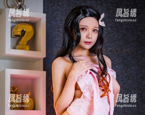 Hachi小芭穿蒂法泳装，高清写真集像是打开了新的“海洋”大门！