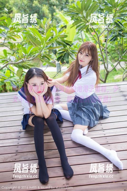 IMiss爱蜜社 - 原图里的泡泡子福利，少女不仅是姿势优雅，脑洞也开的奇葩！
