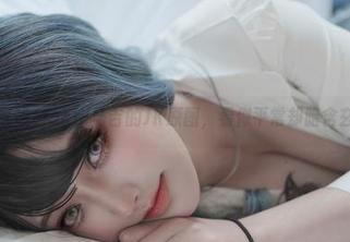 走！瞧瞧Machi马吉的JK原图，看似平常却暗含玄机。