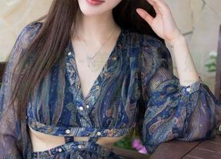 MiStar魅妍社 - 美图出击：娜露Selena的圣诞，圣光哪里去了？