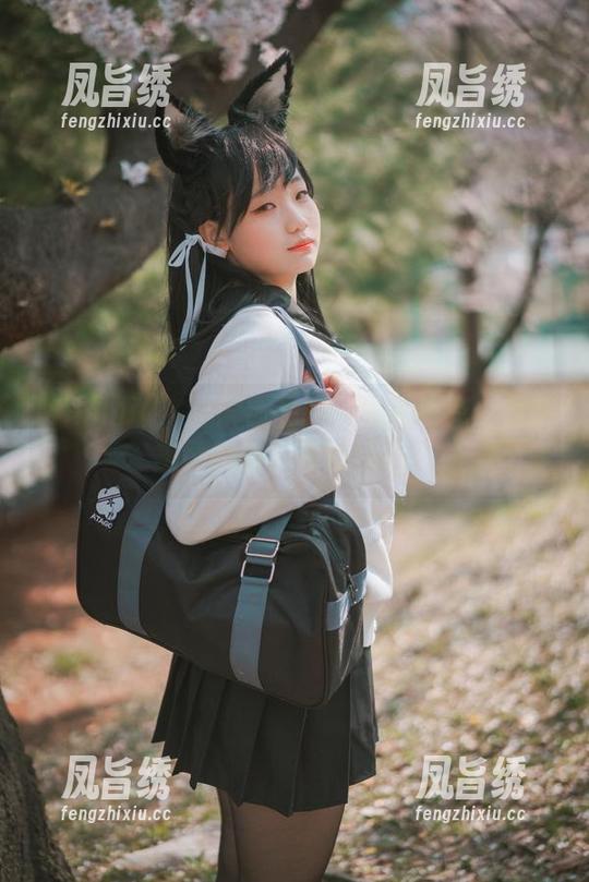 Mimmi(밈미)解锁私拍：赛博朋克少女的美图时刻，谁能抵挡？