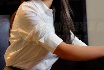 PANS写真 - 在美欣的美腿写真集中迷失，越看越想了解更多