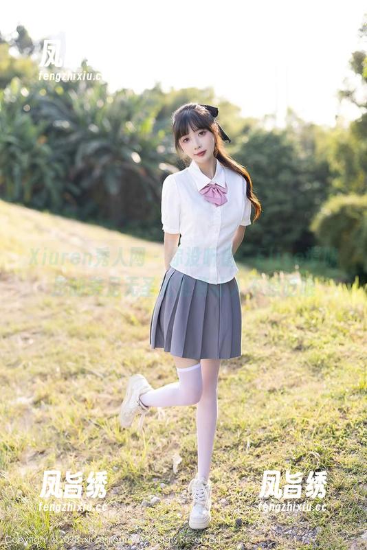 Xiuren秀人网-Elise谭晓彤 Xiuren秀人网 - 你没听错,Elise谭晓彤的美足无圣光图集让人不想眨眼