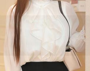 Xiuren秀人网 - 千夜未来私房图集——一组让人‘涨知识’的女友写真，你敢不敢看？