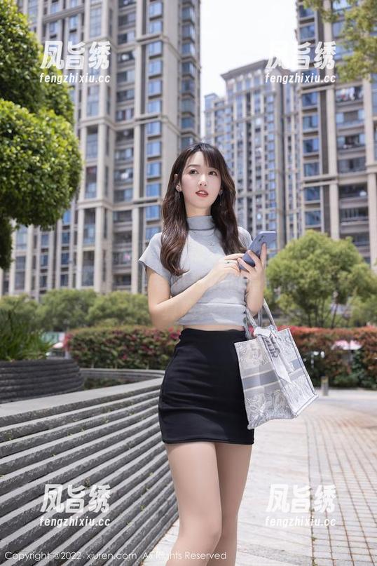Xiuren秀人网-周慕汐baby Xiuren秀人网 - 周慕汐baby的私房红裙写真攻略:没有小猫们的照片就不算真真实!