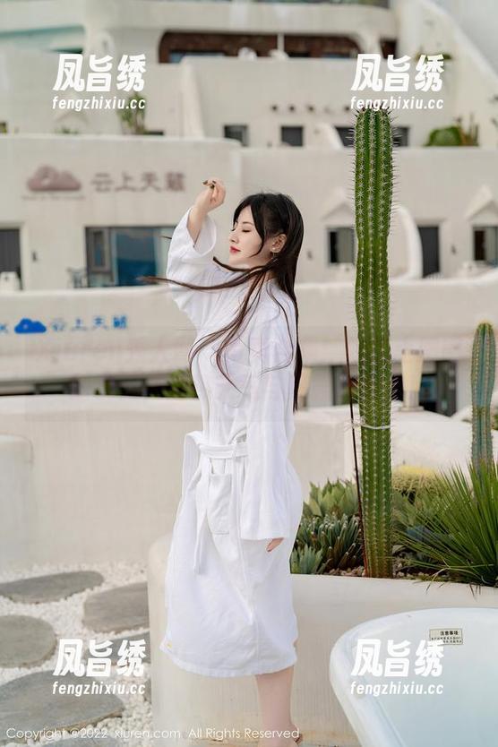 Xiuren秀人网 - 写真合集：奶瓶土肥圆的夏天，过热天气与暴露的自信！