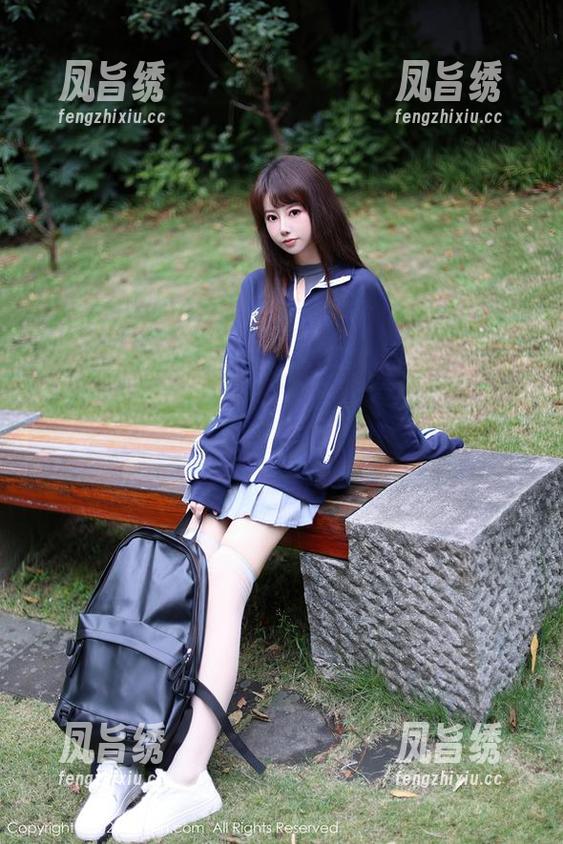 Xiuren秀人网 - 最新写真集：林子遥与学妹们的那些一天的酸甜苦辣！