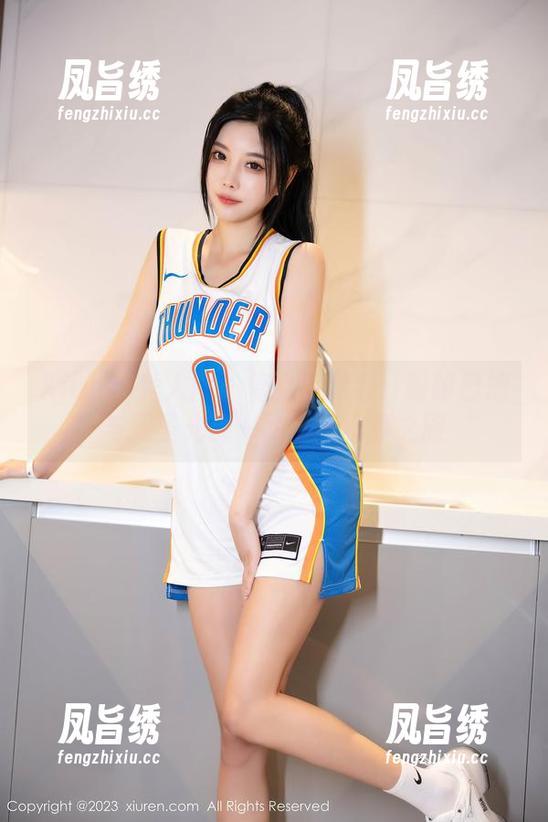 Xiuren秀人网 - 修女的狩猎：盼盼已鸠与无圣光的一次疯狂写真之旅