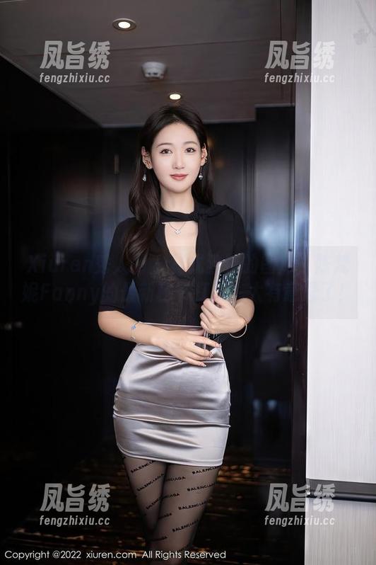 Xiuren秀人网-陈梵妮Fanny Xiuren秀人网 - 样式独特的图库:陈梵妮Fanny的最新秘书打扮,太有意思了!