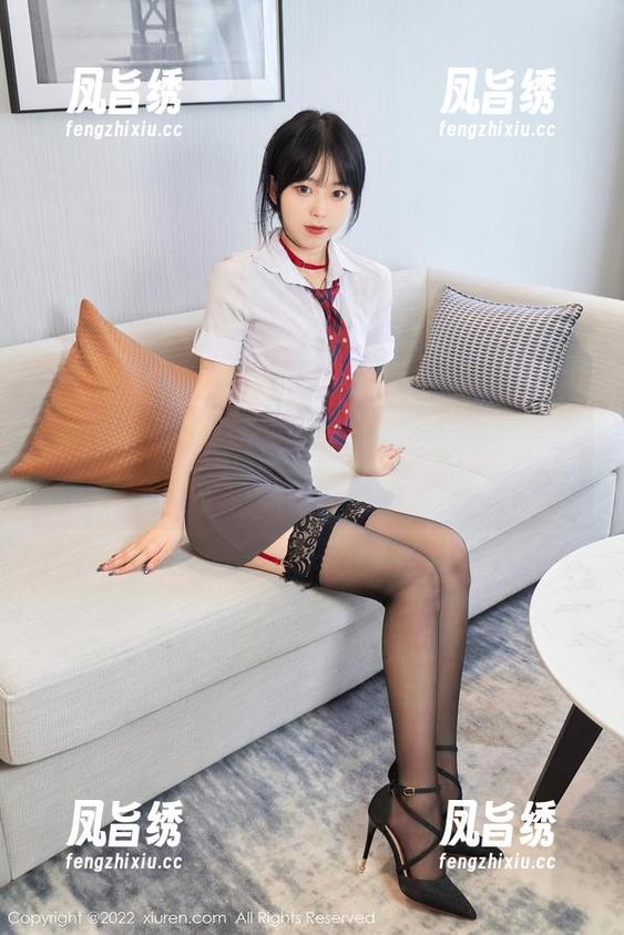 Xiuren秀人网-陈雅漫VICKY Xiuren秀人网 - 泳装还是泳池,陈雅漫VICKY的原图让我头疼,快准备好游泳圈!