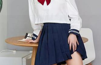 YouMi尤蜜荟 - 原图里的合法萝莉，校服穿搭中的迷人小细节，你发现了吗？
