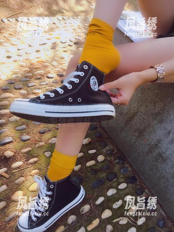 微密圈 - 丝月神的高跟之旅，黑色筒袜图包到底有什么蕴藏？