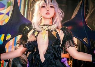 当伊喵_Master遇上女友：照片里的猫咪气场，不要问我怎么做到的！