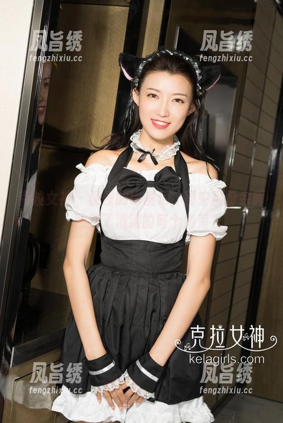 克拉女神 - 僮僮的比基尼，图中那份余晖照亮了海滩的每个角落