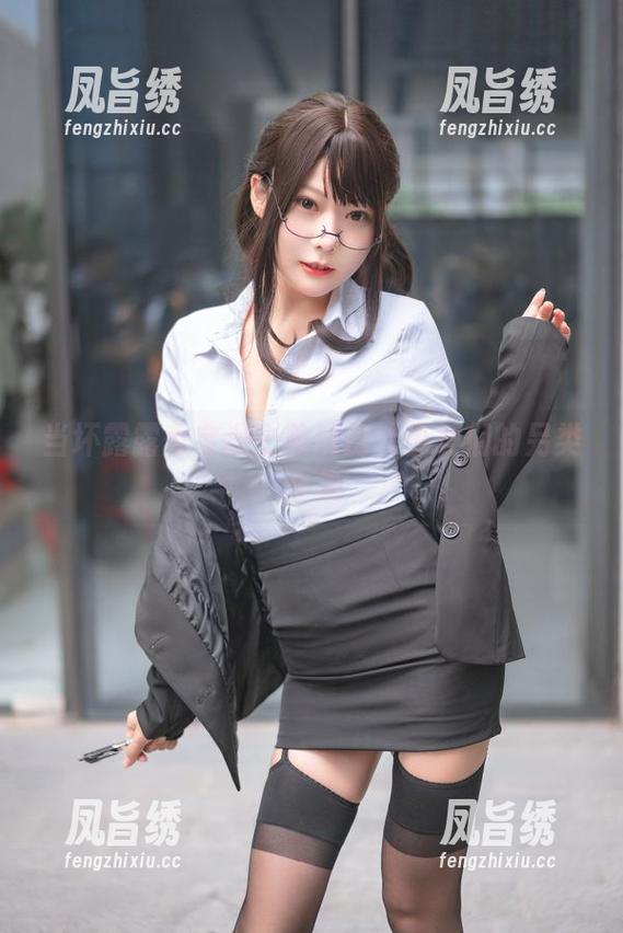 当坏露露香宝遇上玻璃房：少女们的另类合集