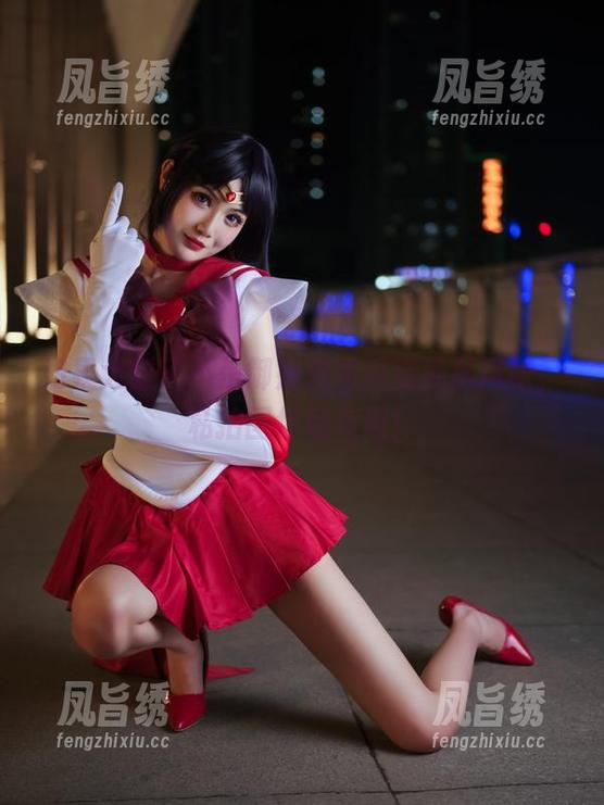 如果大梨子不是御姐双马尾变成暴风眼，私拍图包超有趣！