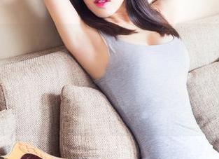 头条女神 - 女神王竹的网盘作品，让我一脸懵逼，马上又想开下载，心理防线岌岌可危。