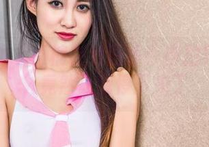 头条女神 - 蔡楠在线图集：自拍界的奇葩，竟然让我停下来了