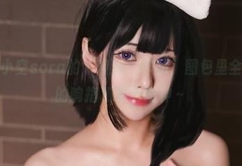 吃光了！小空sora的“肉丝”作品，图包里全是偷偷打的响指和无辜眼神～
