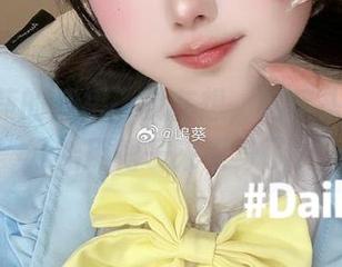 看完嶋葵的红裙，我在想，这年头大家都开始用裙子来变身了？