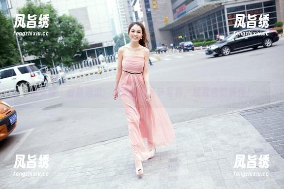 推女郎 - 最新潮流：杨伊的万圣节写真，精致也能搞怪！