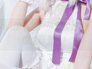 星野saori的私拍：少女和她的小猫，真的太可爱了！
