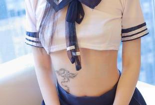 模范学院 - 让人忍俊不禁的户外美图合集，电竞唐嫣成功演绎‘我不是在晒幸福，我是在晒防晒霜’！