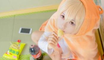 白易子教主的写真，不得不说，LOVELIVE就像是心灵的加油站？
