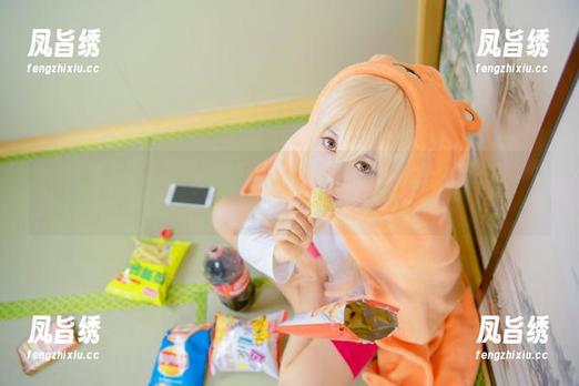 白易子教主的写真，不得不说，LOVELIVE就像是心灵的加油站？