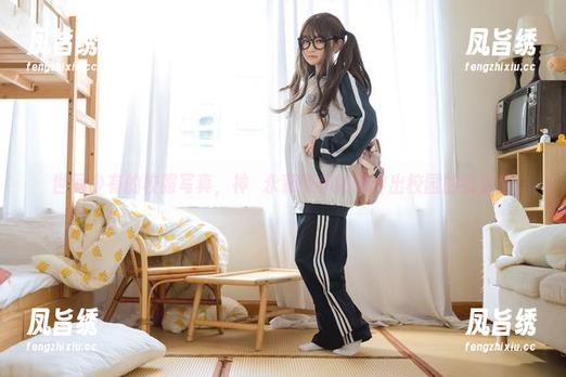 世间少有的校服写真，神沢永莉教你如何穿出校园的幽默感