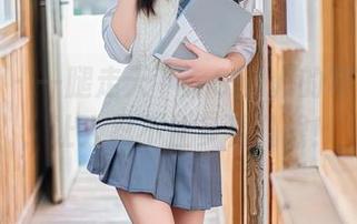 秀人网 - 一腿走天下：Sibyl的写真壁纸，让人忍不住多看几眼！