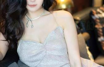 秀人网 - 随手一翻，大美媚京的丝袜福利原图就扑面而来！