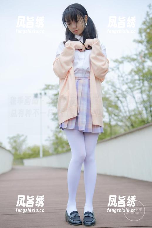 稚乖画册 - 看赤西夜夜穿连体衣，写真里总有种不一样的朋克气息，就是想问这衣服去哪买？