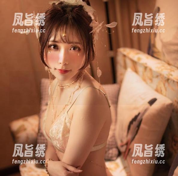 图片里，一张比一张魔性，这可是翎柒菜菜的独门绝技！