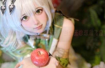 莱可Raika“女王”的美图：当女王也想放飞自我