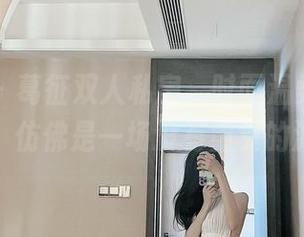 微密圈 - 葛征双人私房，时而温柔，时而戏谑，仿佛是一场没有重复的游戏。