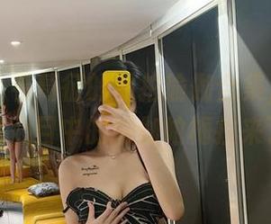 微密圈 - 看葛征的私拍瑜伽合集，随便一扭我心目中的瑜伽帕梅拉来了！