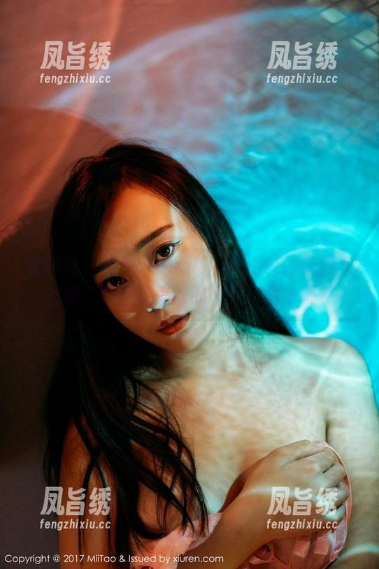 蜜桃社 - 陆萱萱Cecilia伴浴缸的新图集上线，泡沫里荡漾的又何止是水呢？