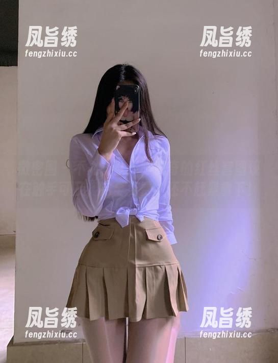 微密圈 - 不必排队！陈佩奇的红丝套图现在触手可及，完全免费，还不赶紧拿下！