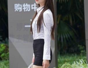 魔镜街拍 - 婷婷教你用粉裙征服业绩：销售主管的写真分享时间