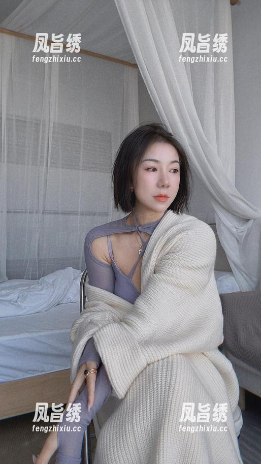 微密圈 - 鹿瑶的网袜作品刺激了我的好奇心，图库的每一张都有不同的味道！